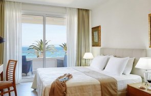 голям скандал откриха скрити камери хотелски стаи халкидики