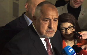 извънредно пик борисов взривиха ситуацията опитаха подкупят започваме преговори другите партии предложим правителство малцинството живо