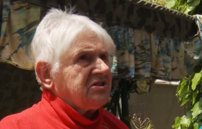 трима сред баща дете ограбиха пребиха пенсионери дома благоевград