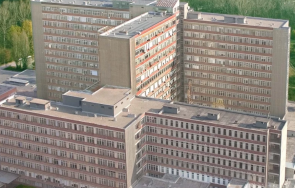 пациентка хвърли етаж окръжна болница пловдив загина