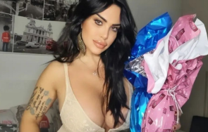 секси журналистка разголи титлата наполи