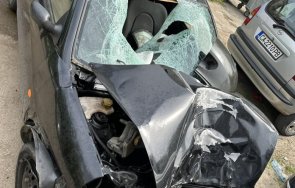 изглежда колата помела двамата пешеходци софия първи снимки