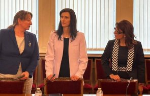 мария габриел мълчи понеделник