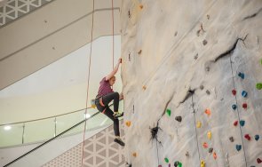 дете падна стена катерене мол пловдив