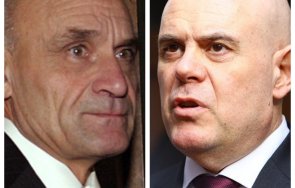 известен адвокат сензационно заплашен един главен прокурор изведе семейството страната