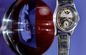 часовникът последния китайски император беше продаден млн долара