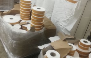 палета филтърна хартия нелегално производство цигари задържаха митнически служители