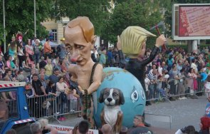 габровският карнавал 100 години видим комичното шествие