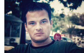 зов помощ млад мъж варна нуждае средства лечение