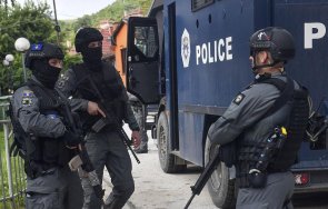 сръбската армия остава пълна бойна готовност нато призова косово деескалация