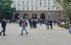 горещо пик блокада прозорците радев заради промяната видео снимки