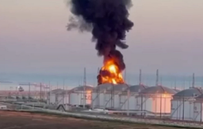 нов удар русия дрон подпали петролна рафинерия москва обвини киев
