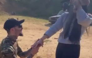 украински боец взриви граната любимата предложи брак видео