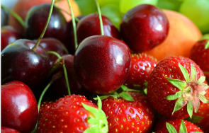 какви цените черешите ягодите