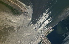 воден херсон взрива язовир каховка избухнат зарази снимки