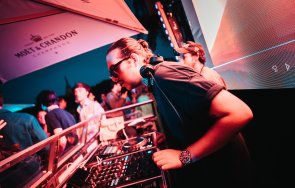 звезда париж открива лятото слънчев бряг