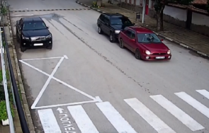 бабаит нарочно блъсна влачи кола общински съветник антоново