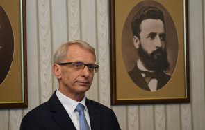 Николай Денков