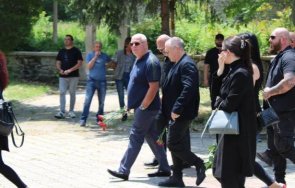 златко баретата дойде погребението геле братя галеви снимки