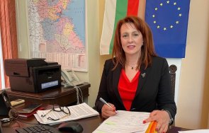 точка кипене областният управител бургас хвърли оставка