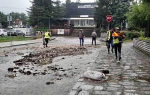 армията включва помощ наводнението берковица