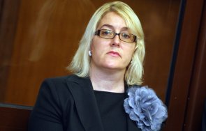 даниела машева поема поста гешев