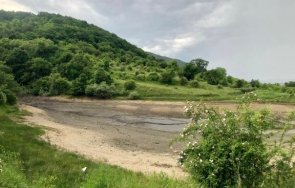 сигнал пик тревога ихтиман източиха язовир случи лошото снимки видео