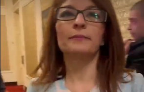 първо пик десислава атанасова чела документите барселонагейт видео