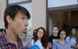 терапията психолог все недостъпна родители деца аутизъм настояват помощ нзок