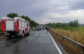 първи кадри бруталната катастрофа пътя приморско китен видео