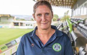 вярване английски клуб назначи жена треньор мъжкия отбор