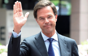 премиерът нидерландия марк рюте подаде оставка