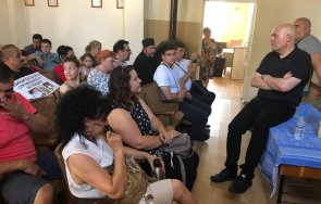 гешев емоционална среща обвини българските политици