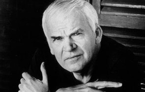 тъжна вест почина големият милан кундера