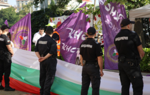 протестът кнсб събра огнеборци пътни строители