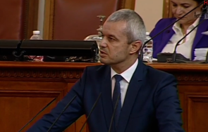 първо пик костадин костадинов българия превзета озъбени самозвани фашисти гласа комисия имат голяма тежест гласовете 604 000 граждани живо