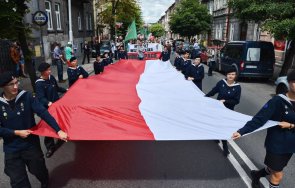 полша скочи украйна настоява признае вина волинското клане