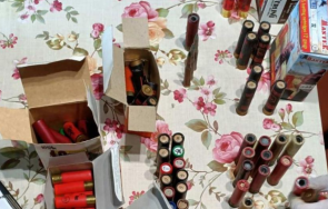 боен арсенал финансови престъпления разкриха спецоперация разградско