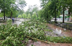 силна буря старозагорско
