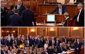 страшен екшън парламента възраждане наскачаха трибуната опитаха запушат устата хамид хамид живо