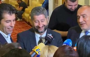 бомба пик какви компромати борисов държи петков петков държи борисов христо иванов двамата заедно