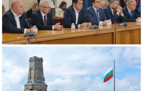 мрежата тресе гняв смейте пипате националния празник жалки безродници министър муха убиват вестник депутат сопи