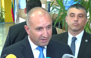 радев съсипа проекта промени конституцията ппдб юридически неграмотен политически порочен