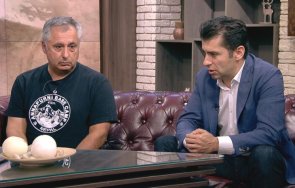 човещинка щракнаха татко петко сърба чорбица млада мацка снимка