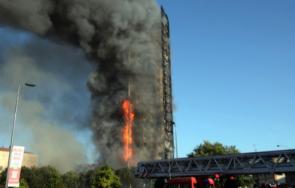 пожарите сицилия взеха жертви 2000 души евакуирани пулия