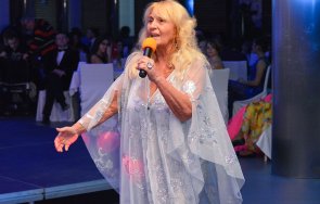 пик ретро обраха грета ганчева морето