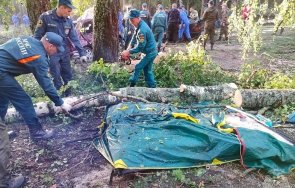 осем души сред три деца загинаха къмпинг опустошителна буря русия