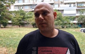 бащата обезобразеното момиче затворник себе