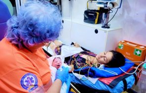 румънка роди тротоара болницата нямало гиниколог