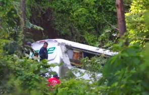автобус падна пропаст мексико десетки жертви видео снимки
